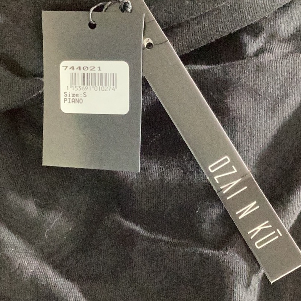 NWT OZAI N KU NOCTURNE MID DRESS, PIANO Black Size Small $254 - Picture 12 of 14